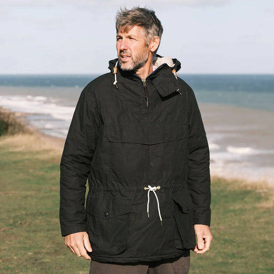 waxed-cotton

dry-wax

handmade-uk

heritage-wear

outdoor-gear

natural-fibers

sustainable-fashion

weatherproof

windproof

vintage-inspired

explorer-collection

yarmouth-stores