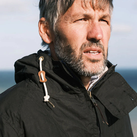 waxed-cotton

dry-wax

handmade-uk

heritage-wear

outdoor-gear

natural-fibers

sustainable-fashion

weatherproof

windproof

vintage-inspired

explorer-collection

yarmouth-stores