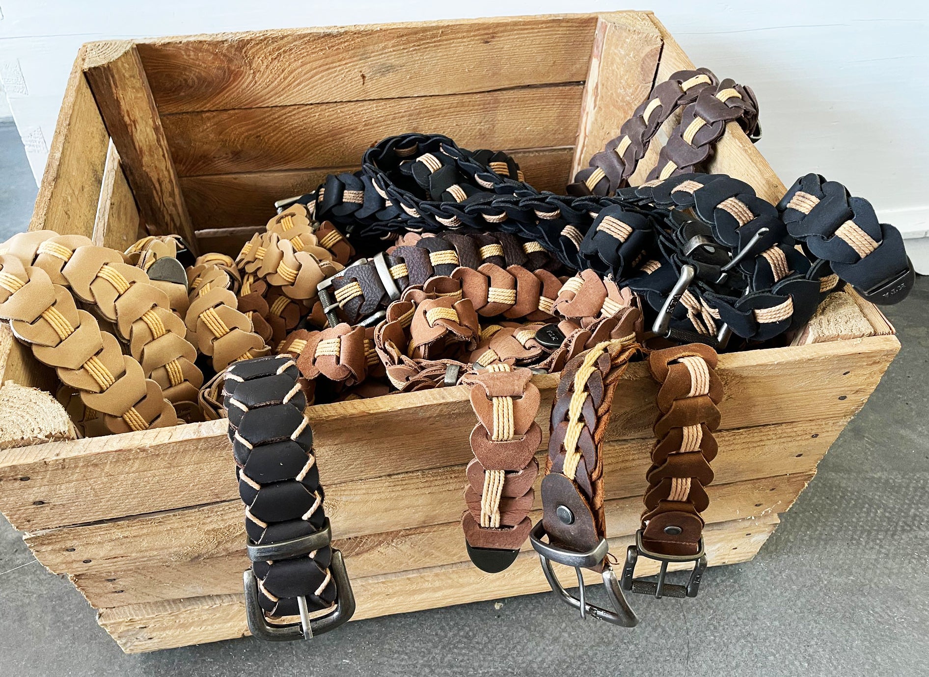 Ledergürtel Geflochtener Gürtel Western Gürtel  Glattleder ratschengürtel herren buckley gürtel chaoren gürtel herren belts for men ledergurtel automatikschließe gürtel men's belts ratschengürtel leder gürtel herren schwarz ledergürtel herren schwarz lederguertel automatic belt gürtel anzug herren schwarz herren leder gürtel mens belt ledergürtel schwarz herren herren gürtel automatik schnalle gürtel automatikschnalle leder gürtel ratsche herren gürtel für anzug gürtel herren gürtel leder